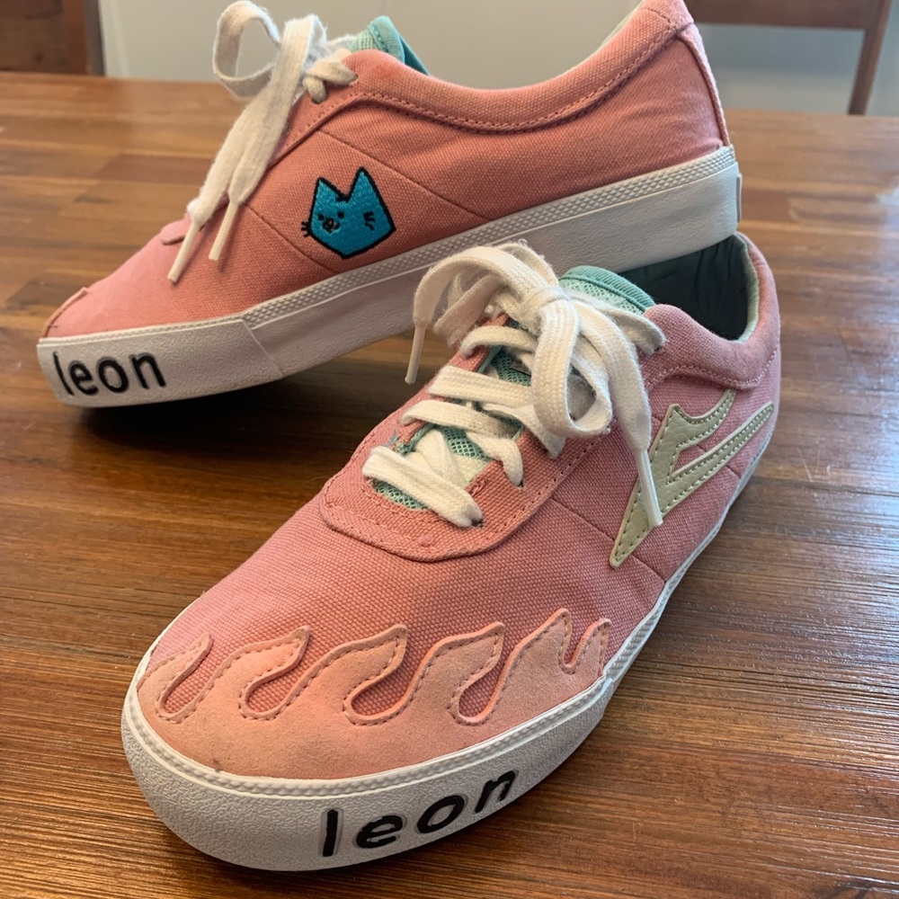 LAKAI X LEON KARSSEN SHEFFIELD PINK size 6